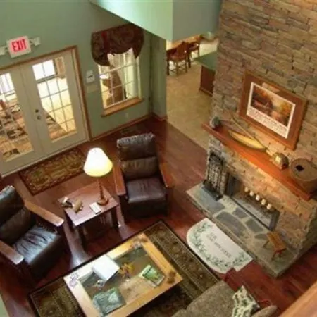 Long Mountain Lodge-3